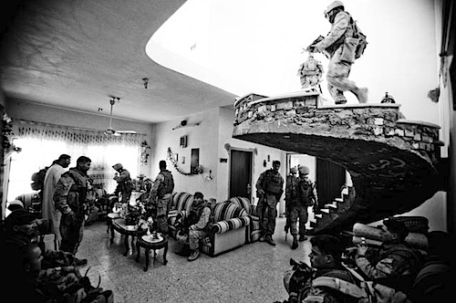 zoriah_iraq_USA_marines_war_fallujah_patrol_home_search