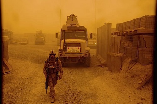 zoriah_iraq_war_anbar_embed_termination_sand_storm.jpg